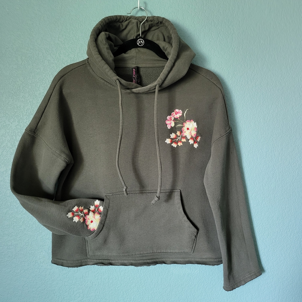 Betsey Johnson Oversized Olive Green Floral Embroidered Cropped Hoodie